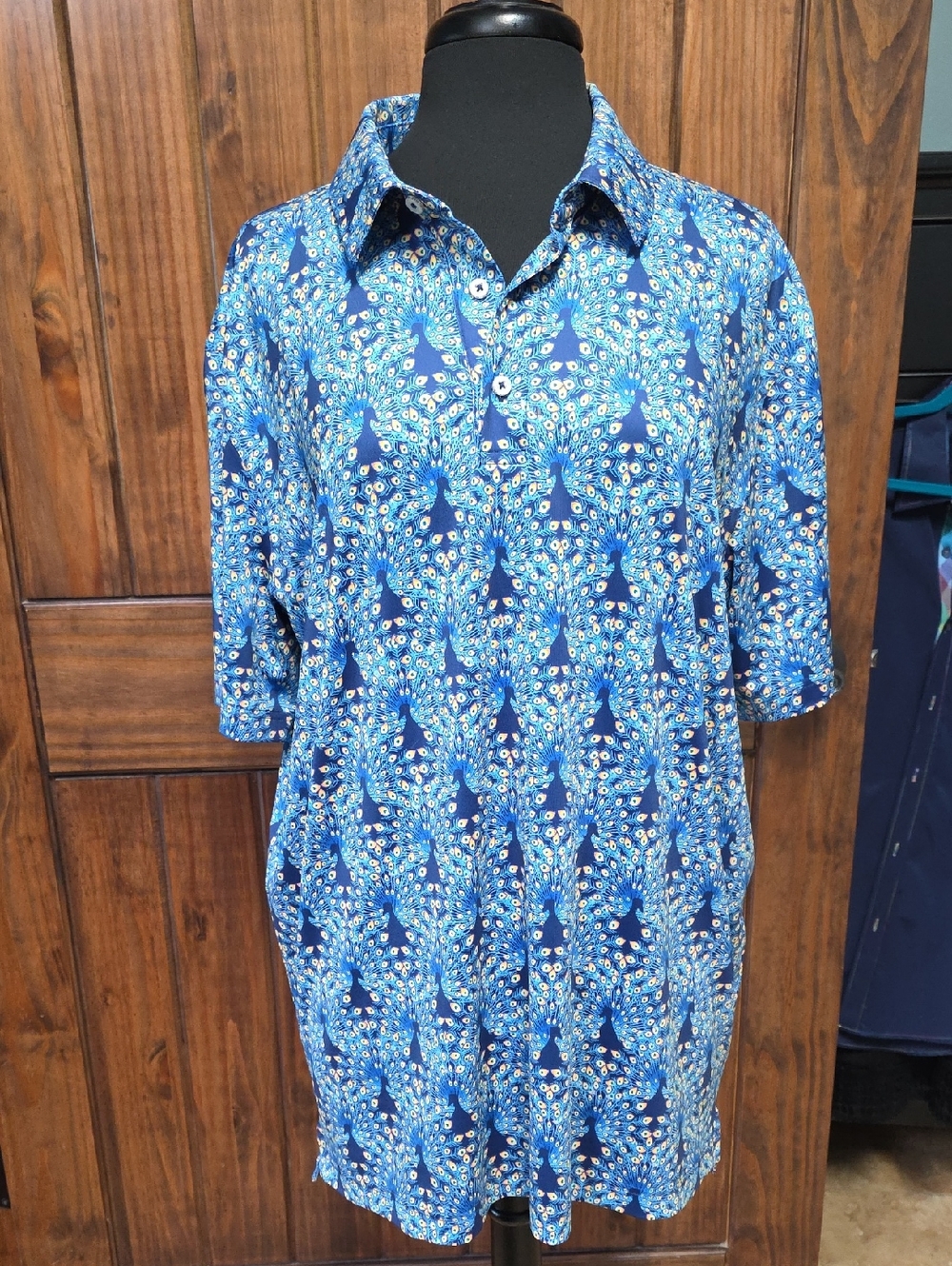 Chubbies The Fan Out Blue Peacock-Print Button Shirt - Size XL